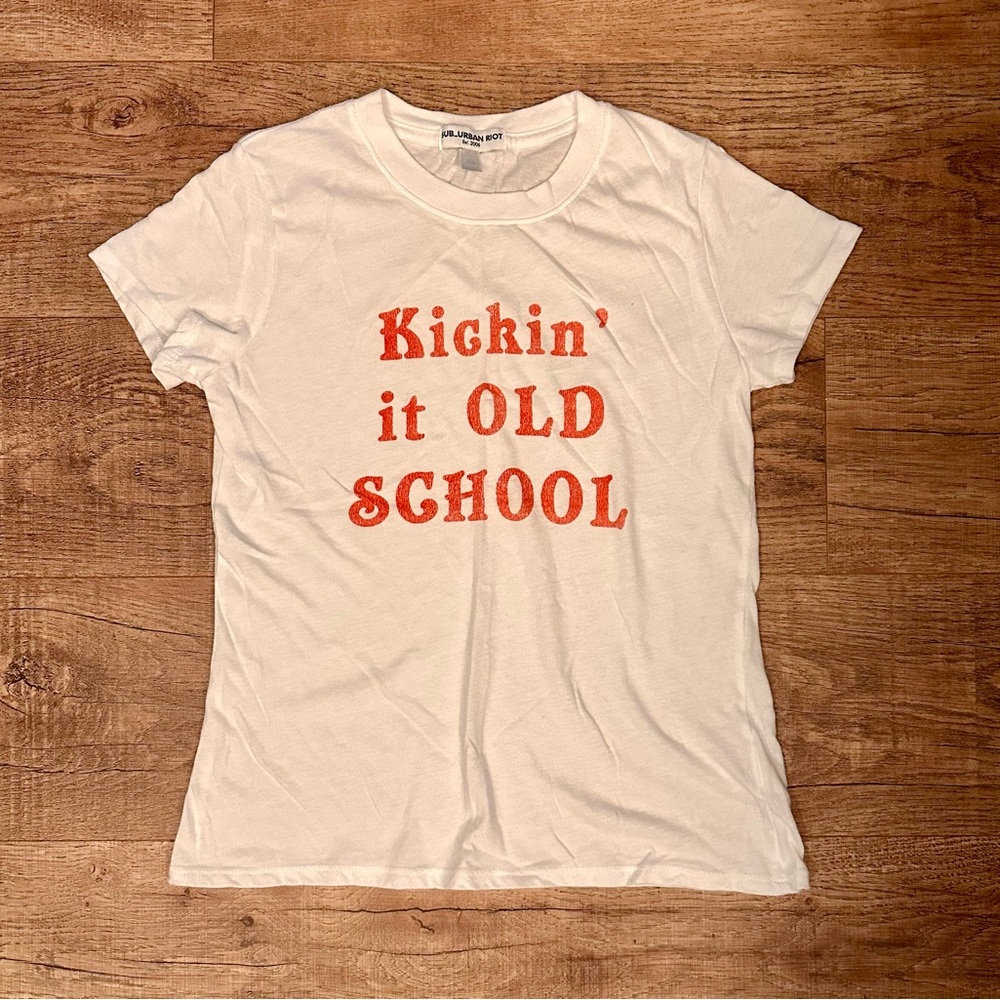 Sub_Urban Riot “Kickin it Old School” Crewneck Tshirt XS